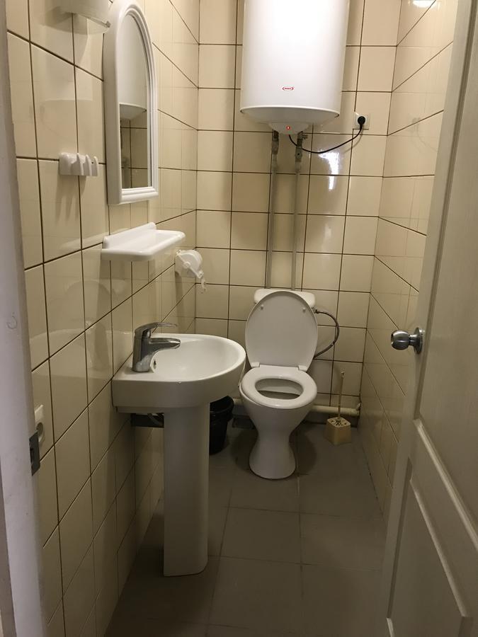 Отель Хата Dnipro Eksteriør billede